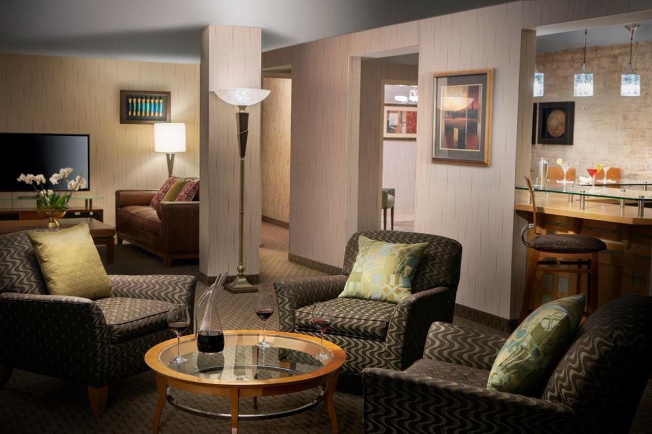 Sheraton Minneapolis Downtown Convention Center Buitenkant foto